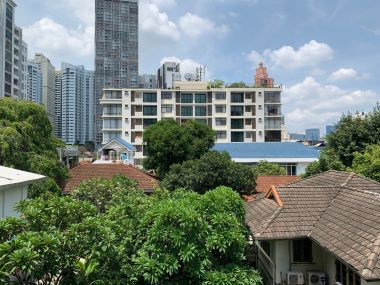 For rent at Montrose Court 2 Bedroom 2 Bathroom 65,000THB/month Fully furnished