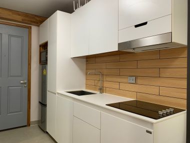 For rent at Montrose Court 1 Bedroom 1 Bathroom 42,000THB/month Fully furnished