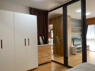 For rent at Montrose Court 1 Bedroom 1 Bathroom 42,000THB/month Fully furnished