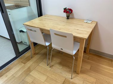 For rent at Montrose Court 1 Bedroom 1 Bathroom 42,000THB/month Fully furnished