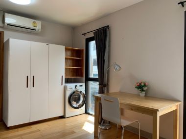 For rent at Montrose Court 1 Bedroom 1 Bathroom 42,000THB/month Fully furnished