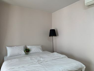 For rent at Montrose Court 1 Bedroom 1 Bathroom 42,000THB/month Fully furnished