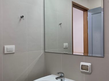 For rent at Montrose Court 1 Bedroom 1 Bathroom 46,000THB/month Fully furnished