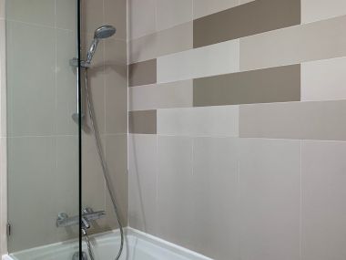 For rent at Montrose Court 1 Bedroom 1 Bathroom 46,000THB/month Fully furnished