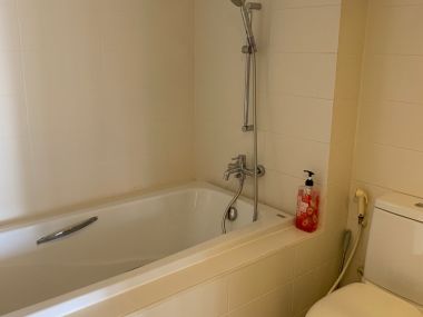 ** Hot Deal! ** For Sale at Condo The Treasure Silom 2 Bedroom 2 Bathroom 7,500,000THB Fully furnished