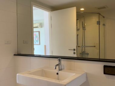 ** Hot Deal! ** For Sale at Condo The Treasure Silom 2 Bedroom 2 Bathroom 7,500,000THB Fully furnished