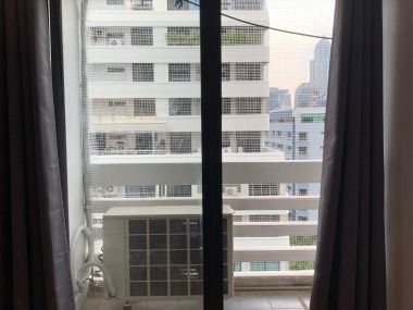 Sukhumvit Park (สุขุมวิท ปาร์ค) ราคาดี ปล่อยเช่า เพียง 35,000บาท/เดือน ห้องใหญ่อยู่สบาย ขนาด 105 ตาราง ใกล้ BTS นานา เฟอร์นิเจอร์ครบพร้อมเข้าอยู่