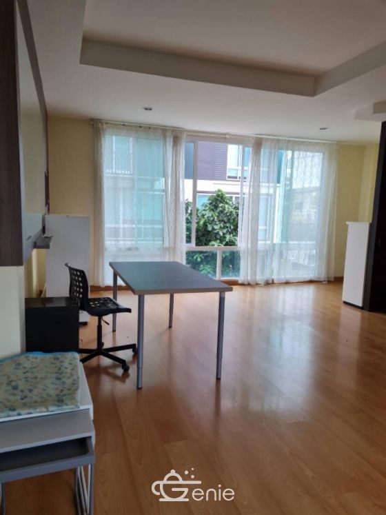 Townhome for rent sukhumvit 54 for rent , company register