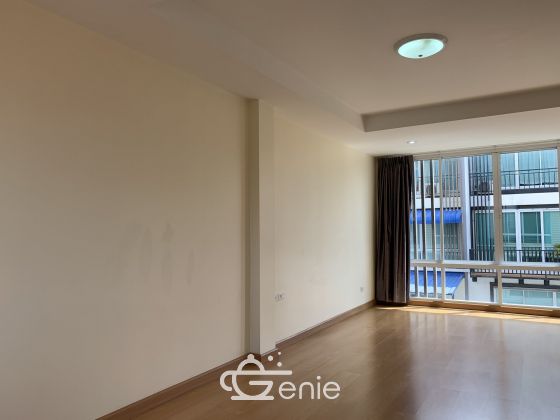 Townhome for rent sukhumvit 54 for rent , company register