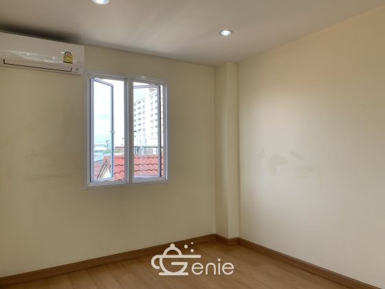 Townhome for rent sukhumvit 54 for rent , company register