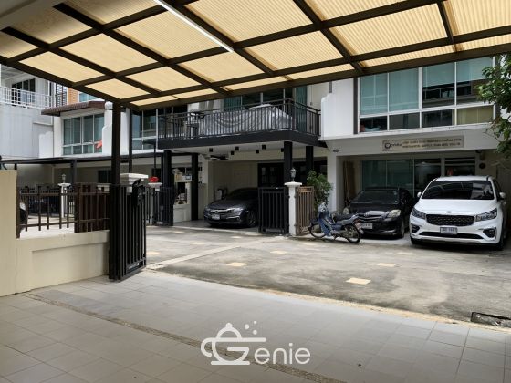 Townhome for rent sukhumvit 54 for rent , company register