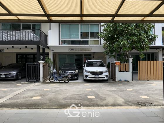 Townhome for rent sukhumvit 54 for rent , company register