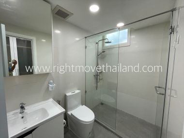 Wind Sukhumvit 23 For Sale