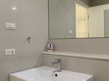 ปล่อยเช่า! Ivy Thonglor ในราคาเพียง 28,000บาท/เดือน 1 ห้องนอน 1 ห้องน้ำ 43ตรม. ห้องใหญ่อยู่สบาย ใกล้ BTS ทองหล่อ เฟอร์นิเจอร์ครบพร้อมเข้าอยู่