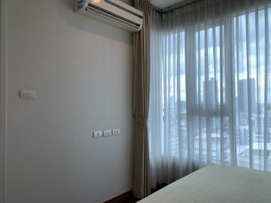 ปล่อยเช่า! Ivy Thonglor ในราคาเพียง 28,000บาท/เดือน 1 ห้องนอน 1 ห้องน้ำ 43ตรม. ห้องใหญ่อยู่สบาย ใกล้ BTS ทองหล่อ เฟอร์นิเจอร์ครบพร้อมเข้าอยู่
