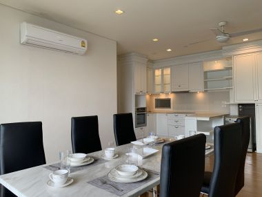 ปล่อยเช่า! Ivy Thonglor ในราคาเพียง 130,000บาท/เดือน 4 ห้องนอน 4 ห้องน้ำ 186ตรม. ห้องใหญ่อยู่สบาย ใกล้ BTS ทองหล่อ เฟอร์นิเจอร์ครบพร้อมเข้าอยู่