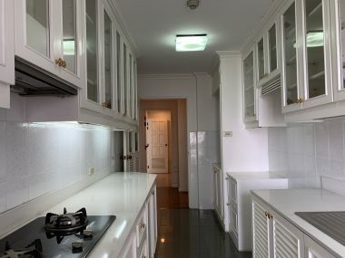 ขายคอนโด MODERN TOWN ขนาด 308 ตารางเมตร Type Duplex 3 นอน 5 น้ำ Walk in closet Build in.