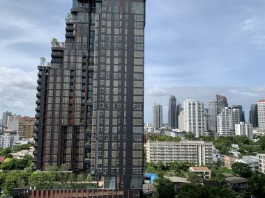 ขายคอนโด MODERN TOWN ขนาด 308 ตารางเมตร Type Duplex 3 นอน 5 น้ำ Walk in closet Build in.