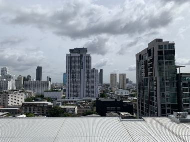 ขายคอนโด MODERN TOWN ขนาด 308 ตารางเมตร Type Duplex 3 นอน 5 น้ำ Walk in closet Build in.