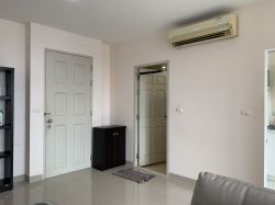 For rent at Life @ Ratchada 1 Bedroom 1 Bathroom 9,500THB/month Fully furnished