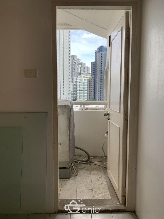CONDO FOR RENT at The Waterford Park Thonglor 5 2 Bedroom 3 Bathroom 35,000THB/month Fully furnished