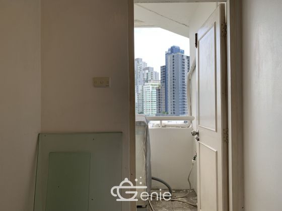 CONDO FOR RENT at The Waterford Park Thonglor 5 2 Bedroom 3 Bathroom 35,000THB/month Fully furnished