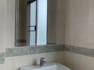 Townhouse For rent at Baanklangmuang The The Royal Monaco Monaco size 312 sqm. 3 Bedroom 4 Bathroom 25,000THB/month (can negotiate)