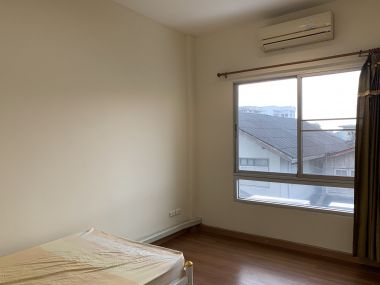 Townhouse For rent at Baanklangmuang The The Royal Monaco Monaco size 312 sqm. 3 Bedroom 4 Bathroom 25,000THB/month (can negotiate)