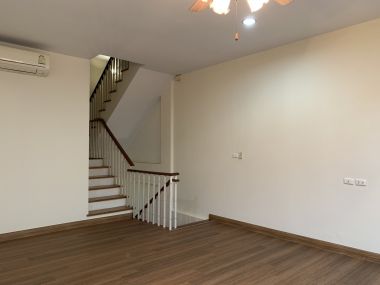 Townhouse For rent at Baanklangmuang The The Royal Monaco Monaco size 312 sqm. 3 Bedroom 4 Bathroom 25,000THB/month (can negotiate)