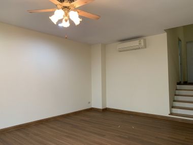 Townhouse For rent at Baanklangmuang The The Royal Monaco Monaco size 312 sqm. 3 Bedroom 4 Bathroom 25,000THB/month (can negotiate)