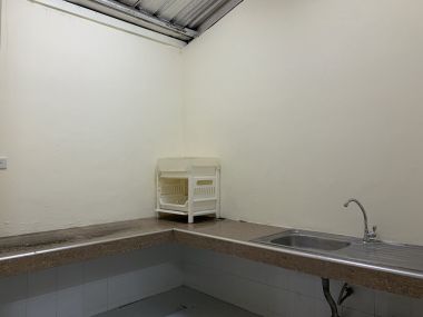 Townhouse For rent at Baanklangmuang The The Royal Monaco Monaco size 312 sqm. 3 Bedroom 4 Bathroom 25,000THB/month (can negotiate)