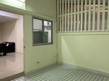 Townhouse For rent at Baanklangmuang The The Royal Monaco Monaco size 312 sqm. 3 Bedroom 4 Bathroom 25,000THB/month (can negotiate)