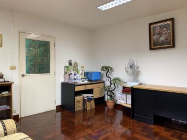 For sale / For rent Town House