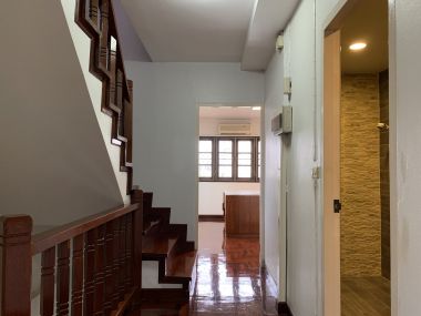 For sale / For rent Town House