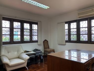 For sale / For rent Town House
