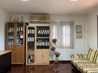 For sale / For rent Town House