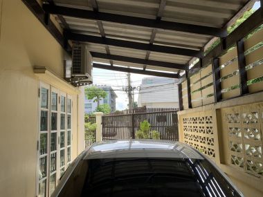 For sale / For rent Town House
