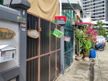 Sale Townhouse Soi Lasalle 1