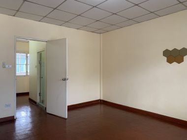 Sale Townhouse Soi Lasalle 1