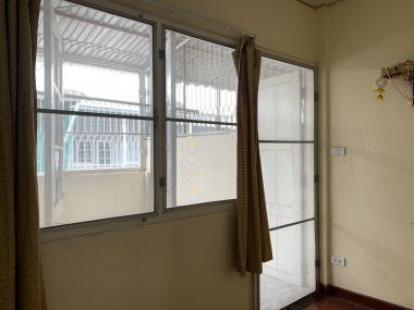 Sale Townhouse Soi Lasalle 1