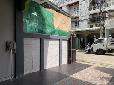 Sale Townhouse Soi Lasalle 1