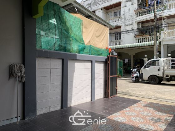 Sale Townhouse Soi Lasalle 1