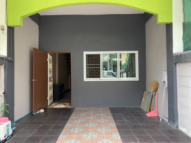 Sale Townhouse Soi Lasalle 1