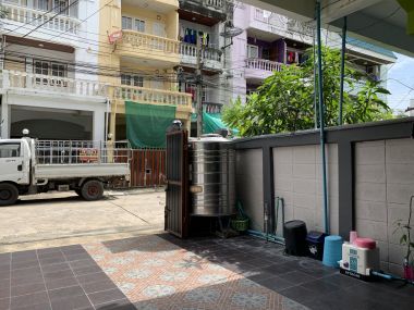 Sale Townhouse Soi Lasalle 1