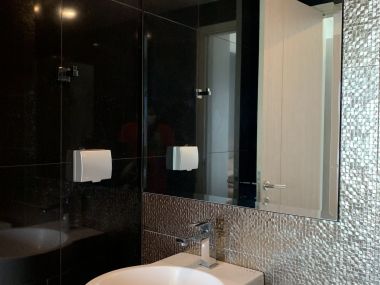 Well-designed one bedroom for rent with nice garden view at Rhythm Sukhumvit 36/38 (BTS Thonglor) by owner.
