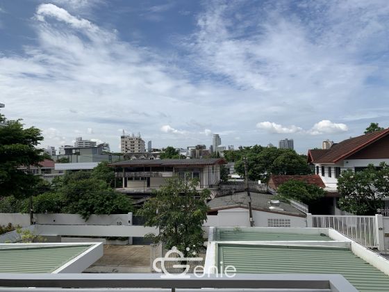 Hot Deal PPR Residence (พีพีอาร์ เรสซิเด้นซ์) ให้เช่าเพียง 50,000บาท/เดือน 2 ห้องนอน 2 ห้องน้ำ 120 ตรม. ใกล้ BTS พระโขนง เฟอร์นิเจอร์ครบพร้อมเข้าอยู่