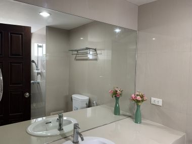 Hot Deal PPR Residence (พีพีอาร์ เรสซิเด้นซ์) ให้เช่าเพียง 50,000บาท/เดือน 2 ห้องนอน 2 ห้องน้ำ 120 ตรม. ใกล้ BTS พระโขนง เฟอร์นิเจอร์ครบพร้อมเข้าอยู่