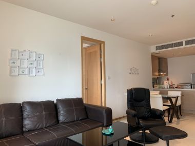 Foe sale at The Empire Place @ Sathorn Condo Style Chicago Art-Deco 1 Bedroom 1 Bathroom 8,900,000THB Transfer 50/50 Fully furnished