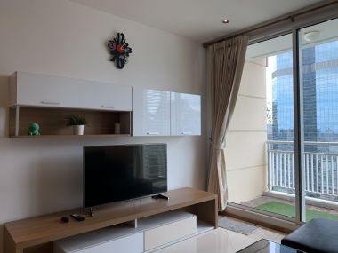 Foe sale at The Empire Place @ Sathorn Condo Style Chicago Art-Deco 1 Bedroom 1 Bathroom 8,900,000THB Transfer 50/50 Fully furnished