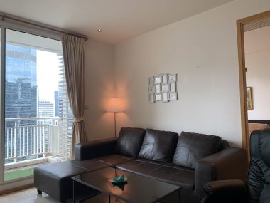 Foe sale at The Empire Place @ Sathorn Condo Style Chicago Art-Deco 1 Bedroom 1 Bathroom 8,900,000THB Transfer 50/50 Fully furnished